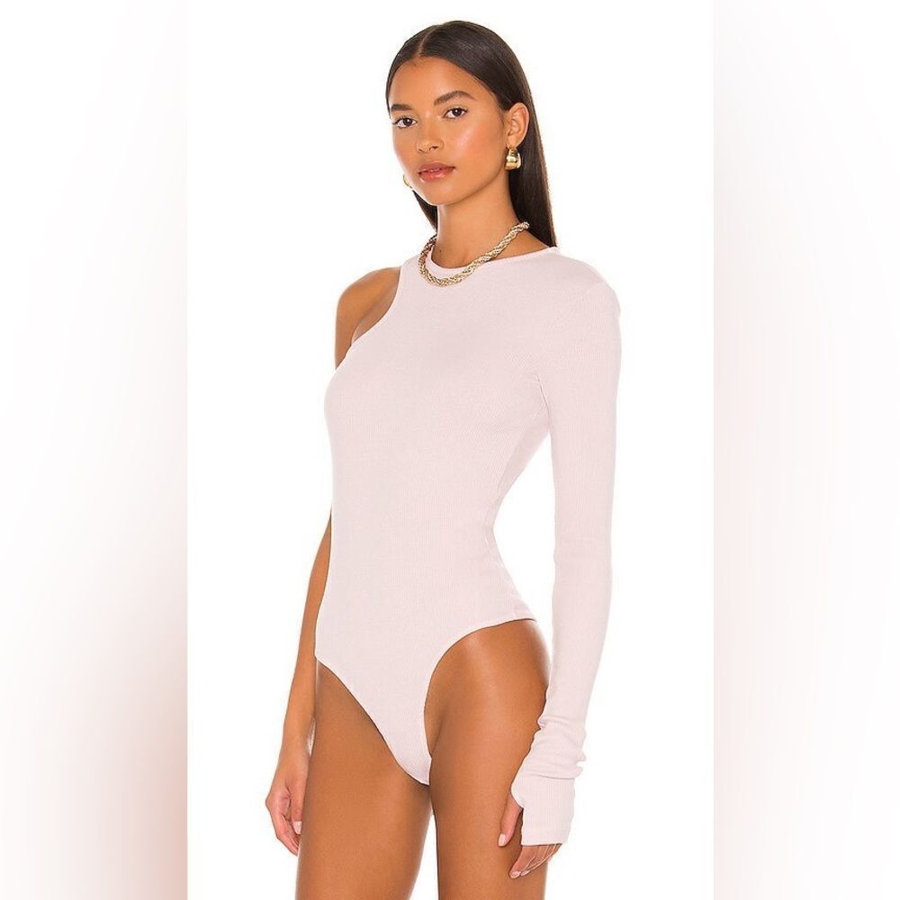Revolve agolde nwot bea cutaway one-shoulder bodysuit in fondant lilac